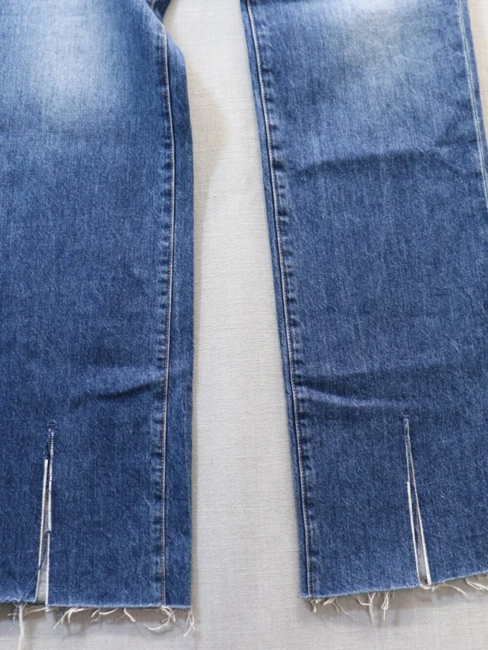 NWT Veronica Beard Keane High Rise Long Straight Leg Jeans Blue 32 Front Slit